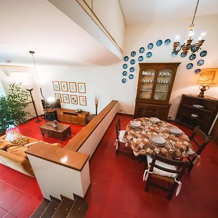 Elegant Sea Retreat In Pineta *