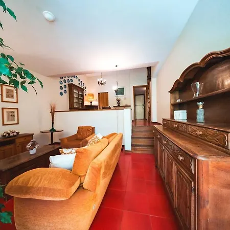 Elegant Sea Retreat In Pineta Arenzano