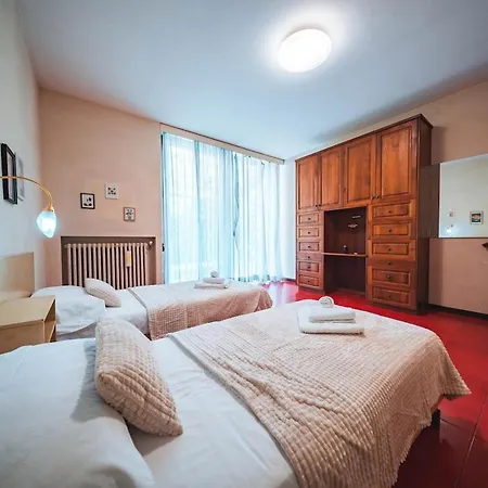 Lägenhet Elegant Sea Retreat In Pineta Arenzano